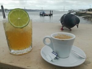 Kawiarnia Ribeira das Naus z najpiękniejszym widokiem na rzekę, Lizbona 2019/ Café da Ribeira das Naus com a mais bela vista para o rio, Lisboa 2019